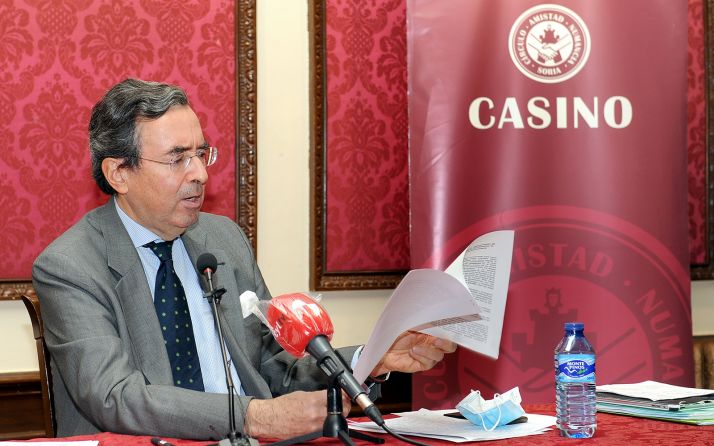 Amalio de Marichalar reivindica con un documento la regeneración de España y la defensa de la Constitución