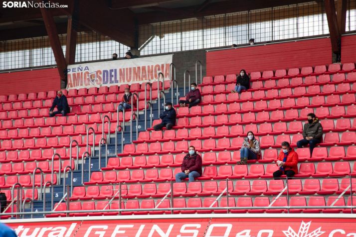 Así es el nuevo fútbol en Soria. Galería del Numancia - Lealtad