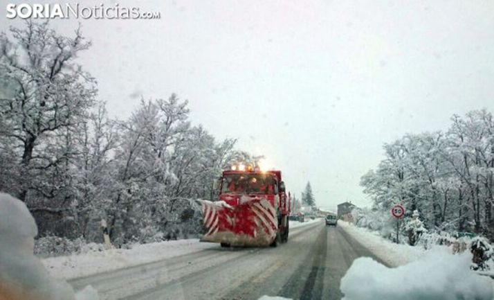 La campaña de viabilidad invernal cuenta con 145 profesionales para 900 kilómetros de vías autonómicas en la provincia