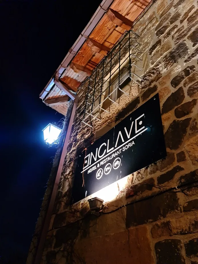 Enclave, en Herreros. 