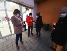 Una imagen de la concentración de esta tarde en el exterior del Santa Bárbara. /SN 