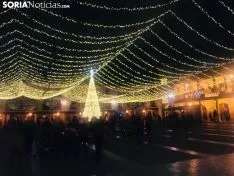 Una imagen del encendido navideño en la Villa Episcopal. /SN