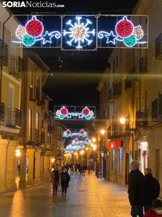 Una imagen del encendido navideño en la Villa Episcopal. /SN