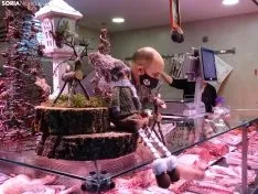 Mercado Municipal durante la mañana de Nochebuena.