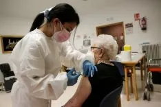 Foto 5 -  Fotos: Felicitas Jim&eacute;nez Ridruejo, de 97 a&ntilde;os, la primera soriana vacunada contra el Covid