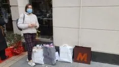 Foto 4 - Regalos,  gafas de sol o juguetes, las compras predilectas de la ganadora del Eurocentr&iacute;n