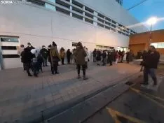 Una imagen de la concentración de esta tarde en el exterior del Santa Bárbara. /SN 