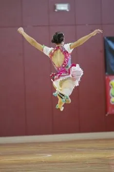 Foto 3 - &Aacute;ngela Diez, campeona de Espa&ntilde;a 2020 de patinaje art&iacute;stico en cadete