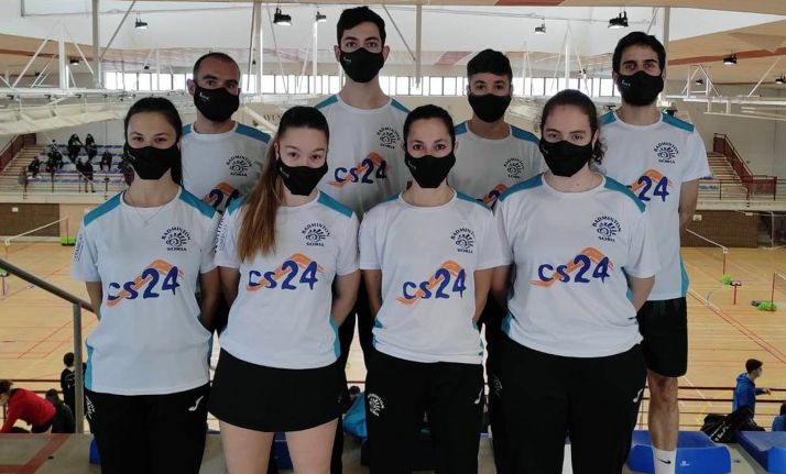 El Báminton Soria comienza en Primera fuera de los puestos de descenso