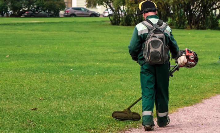 Junta y entidades locales suscriben convenios para simplificar la gestión de programas de empleo por 32,3 M&euro;