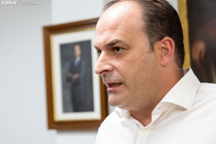 Miguel Cobo: Navas será alcalde de El Burgo si quiere serlo