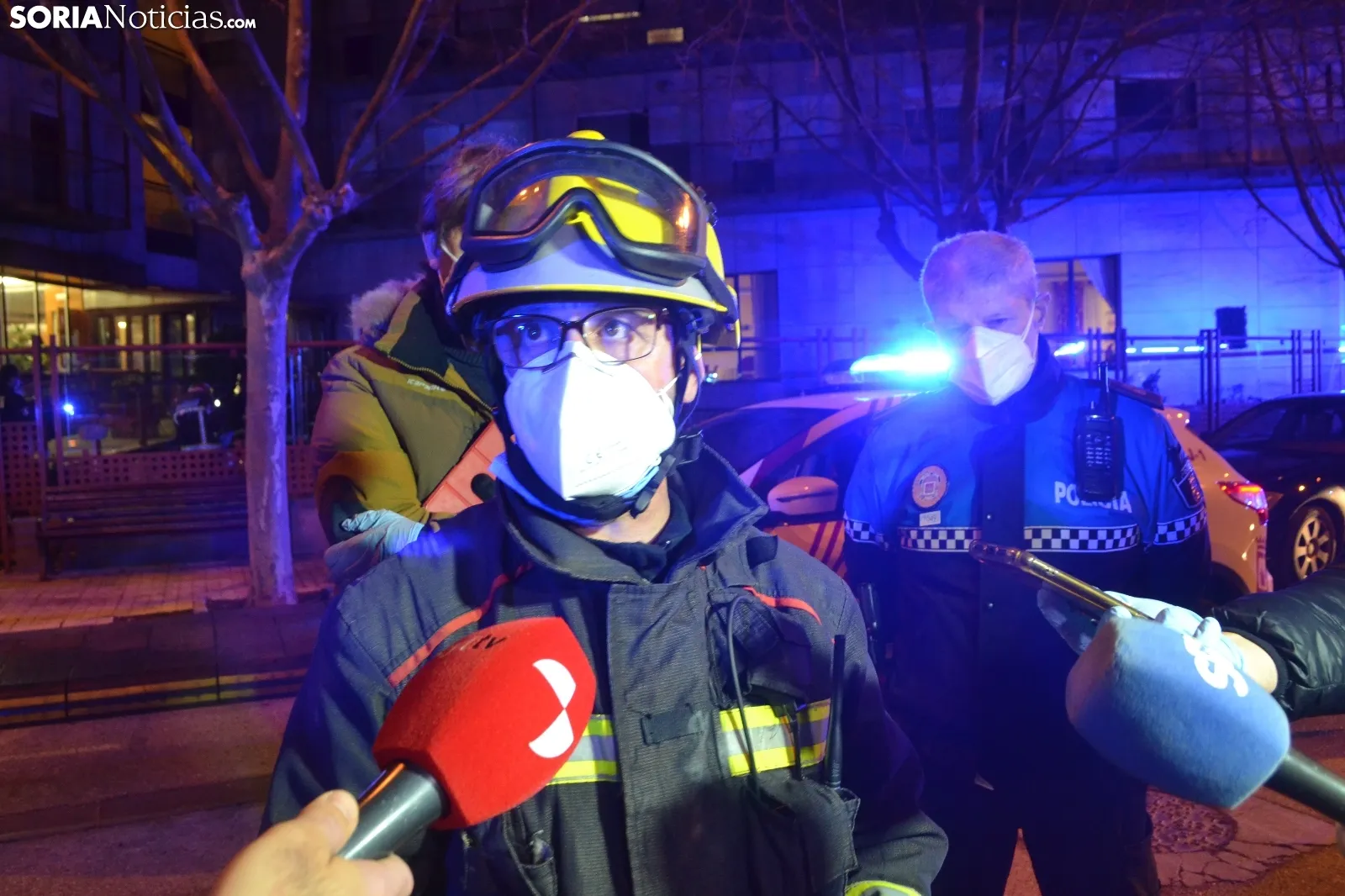 Una imagen del operativo desplegado esta noche. /SN