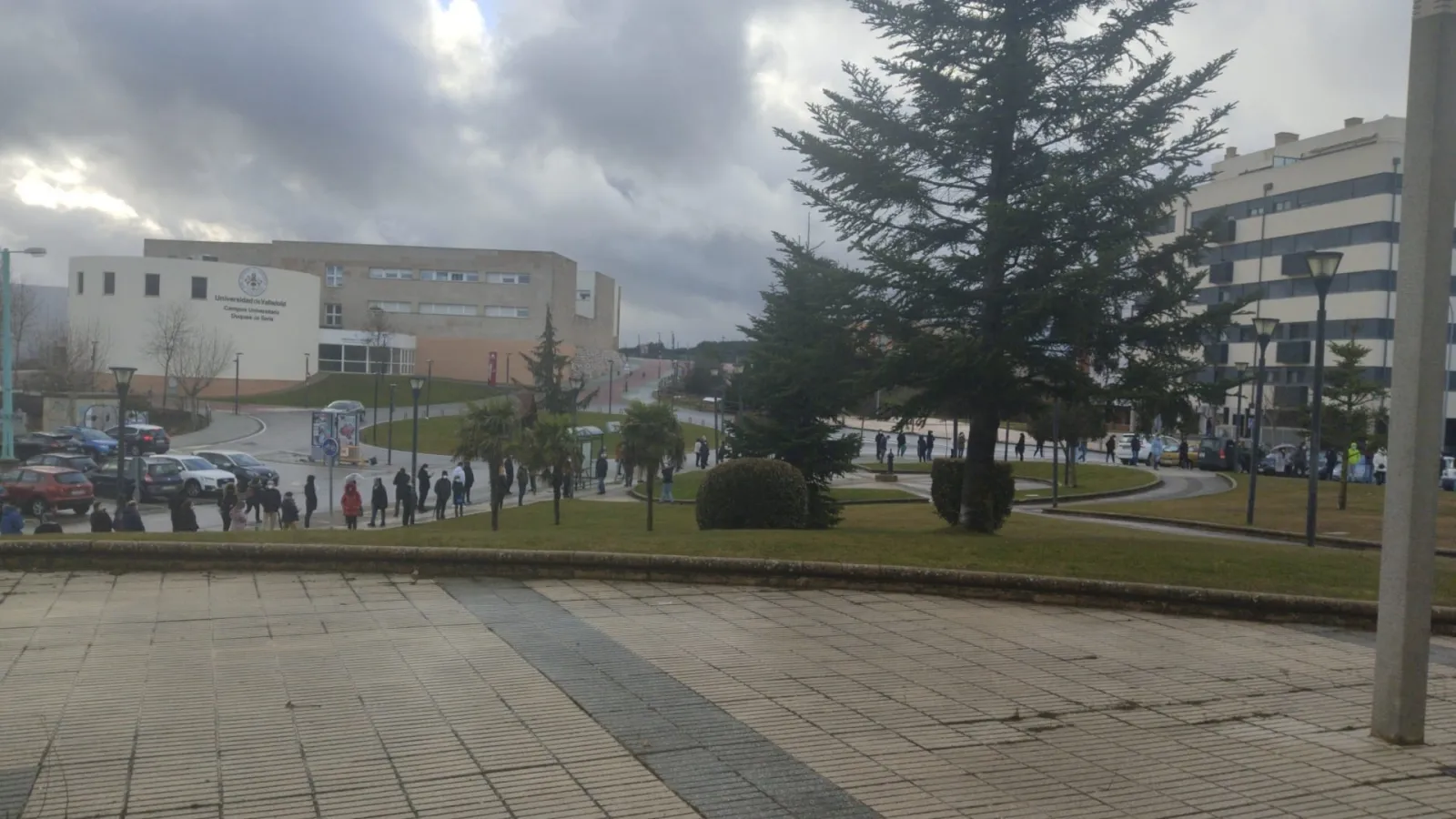 Foto 9 - Fotos: Colas que "van r&aacute;pido" en el comienzo del cribado masivo en Soria