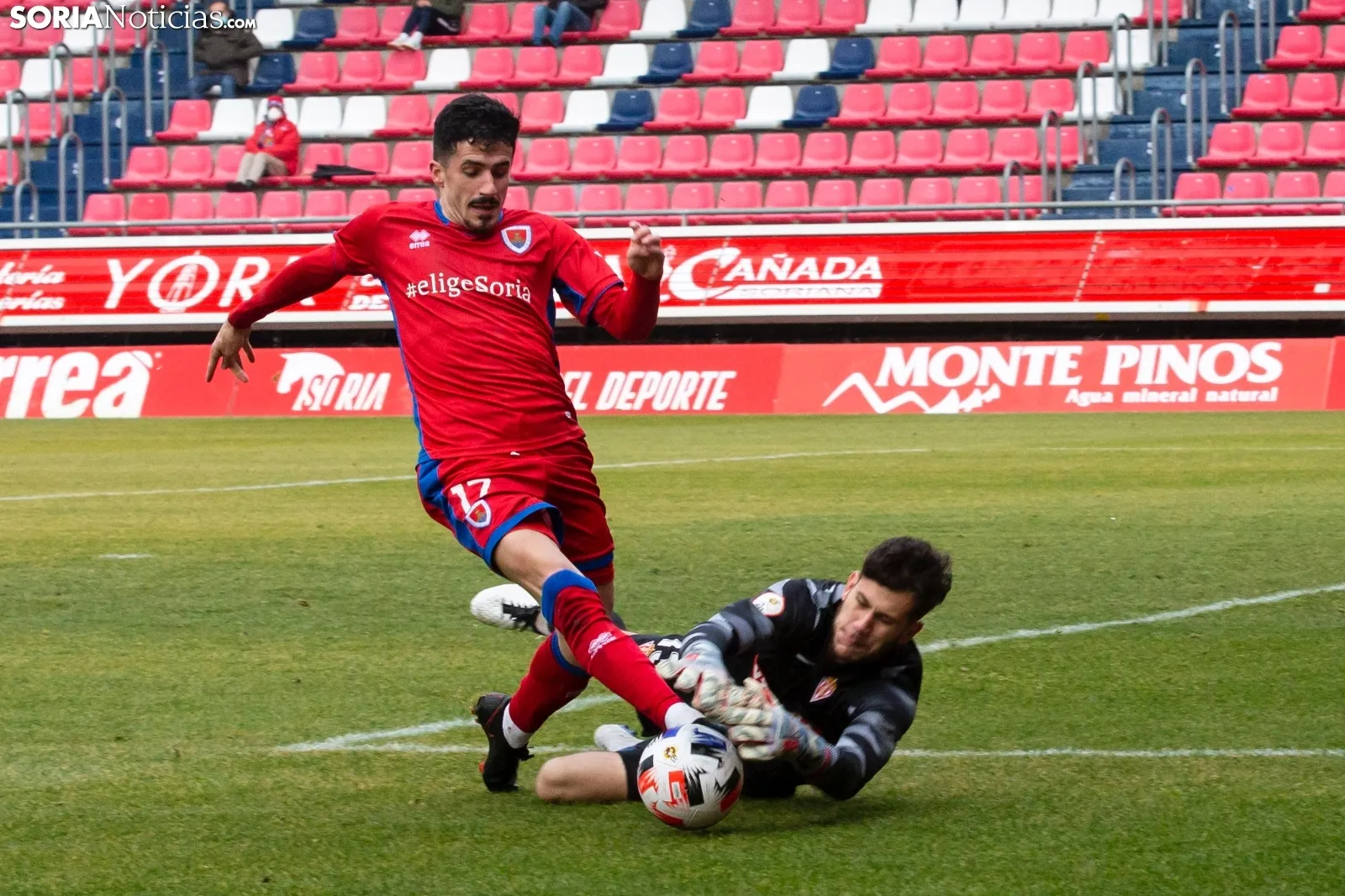 Numancia - Sporting / María Ferrer