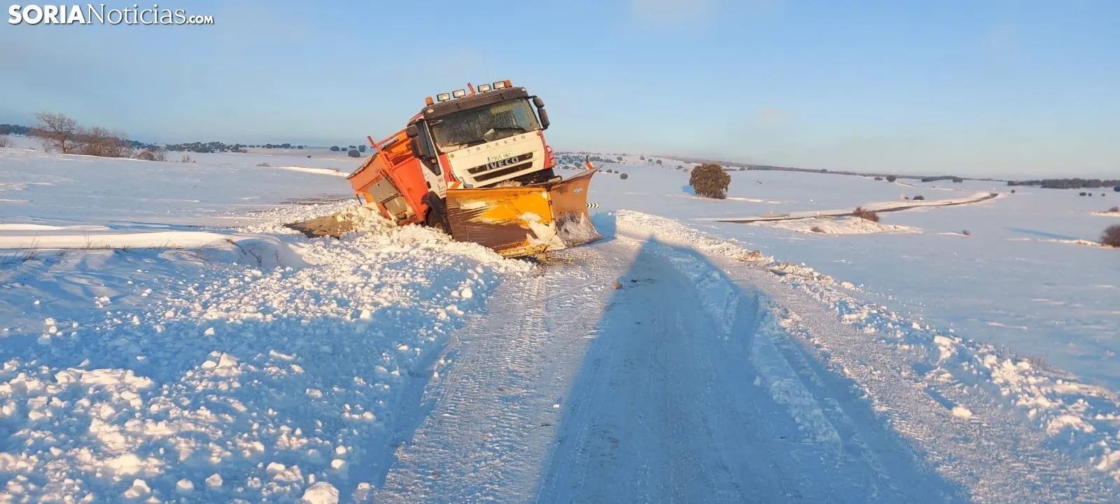 La quitanieves siniestrada en la SO-350. /SN