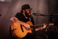 Concierto de Kutxi Romero en Soria. /Viksar Fotografía