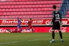 Numancia - Sporting / María Ferrer