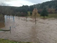 Foto 3 - GALER&Iacute;A: Los vecinos de Salduero y Molinos, con el agua hasta las rodillas y cansados de la inacci&oacute;n