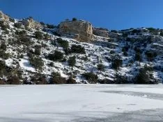 El duero, congelado, tras su paso por Soria. Imágenes de David Ortega Gallardo, @daviddcoba en Twitter