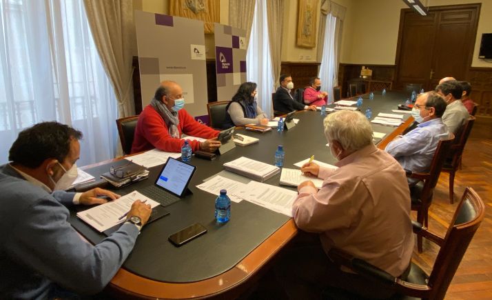 La Diputación prorroga el convenio de recogida de basuras por 1,5 M&euro;