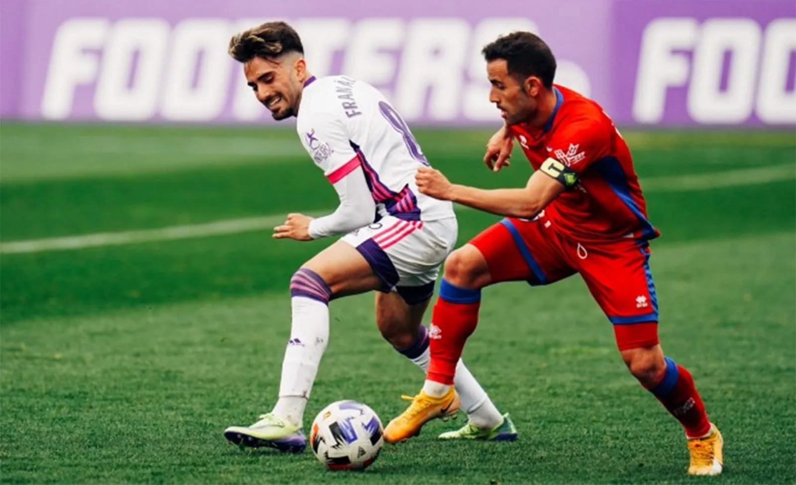 Un lance del partido. /CDN