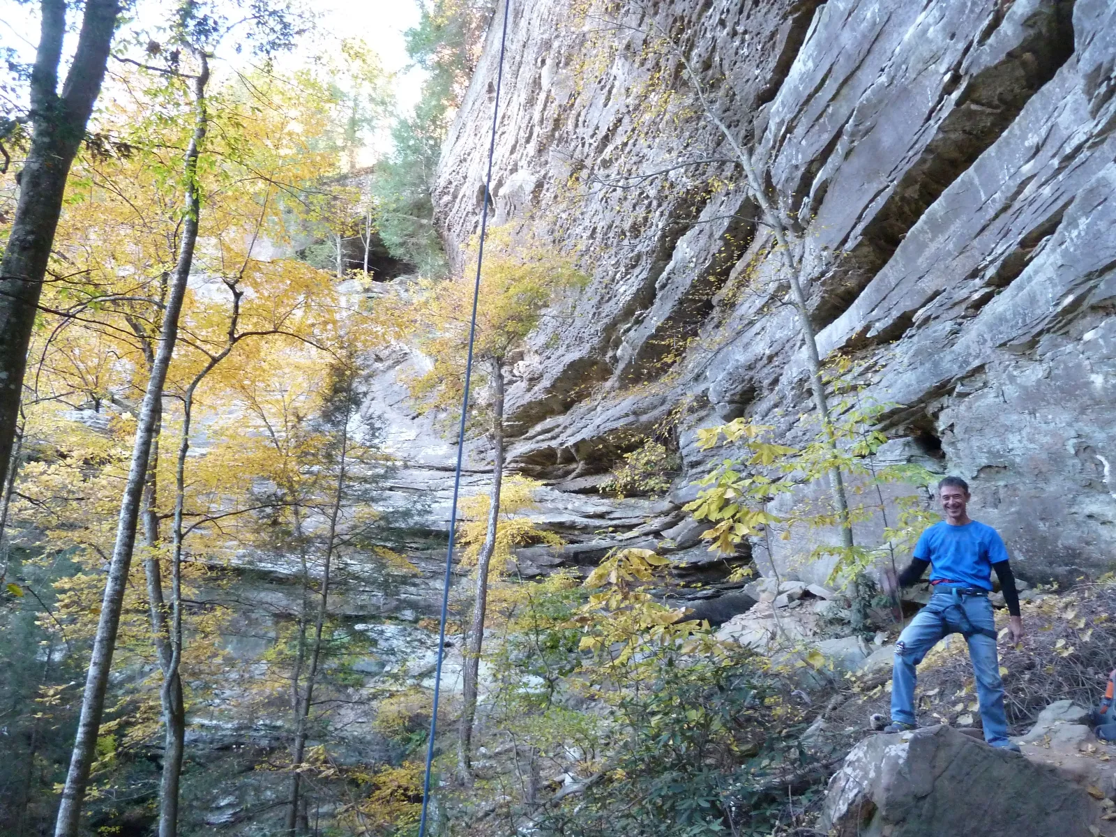 Fran Adrián Moreno en la vía Mata y Trae y en otros viajes de escalada alrededor del mundo. Luís Fidel Mateo