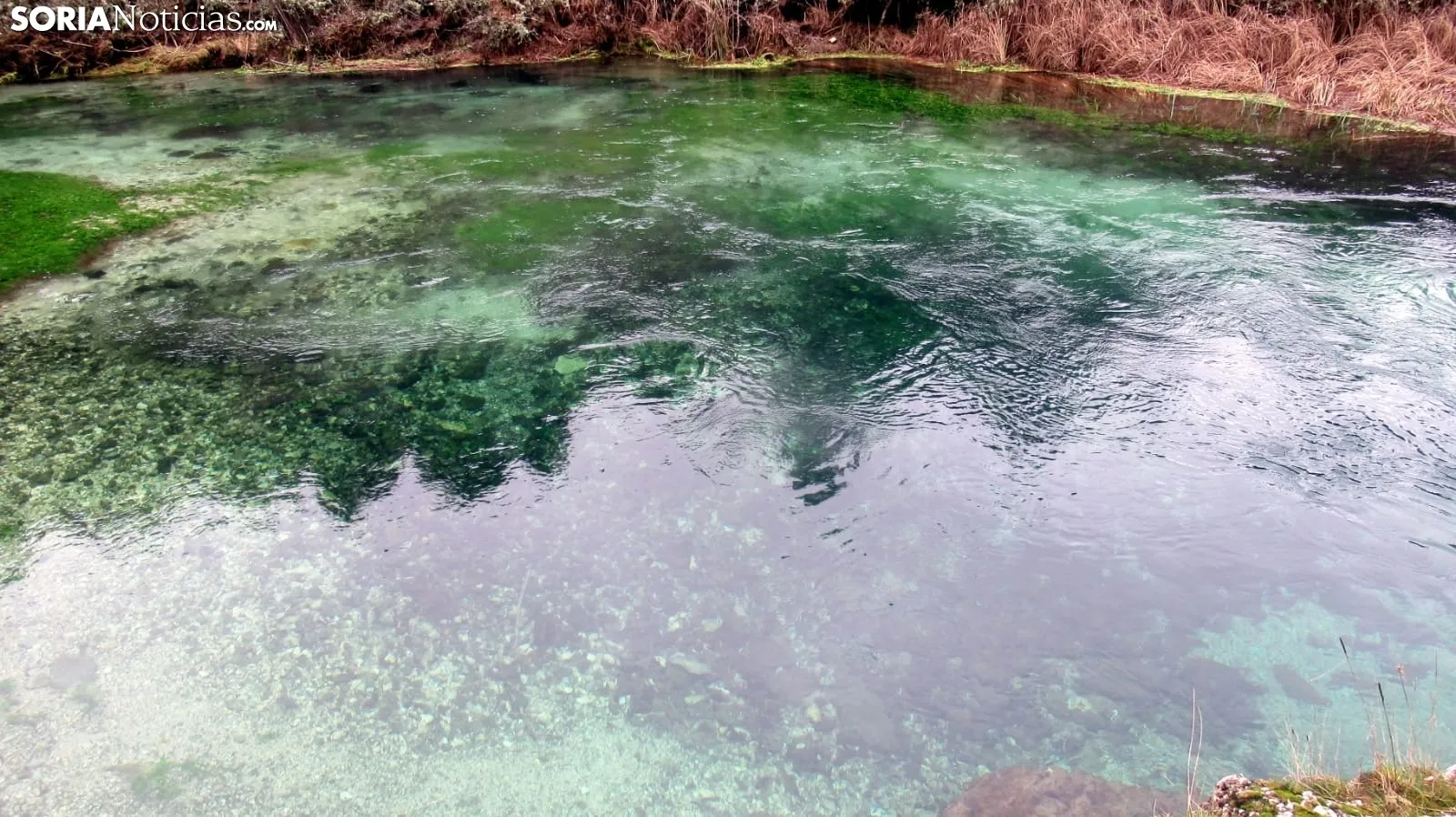 Un paseo por el río Abión hasta la cascada de la Fuentona.