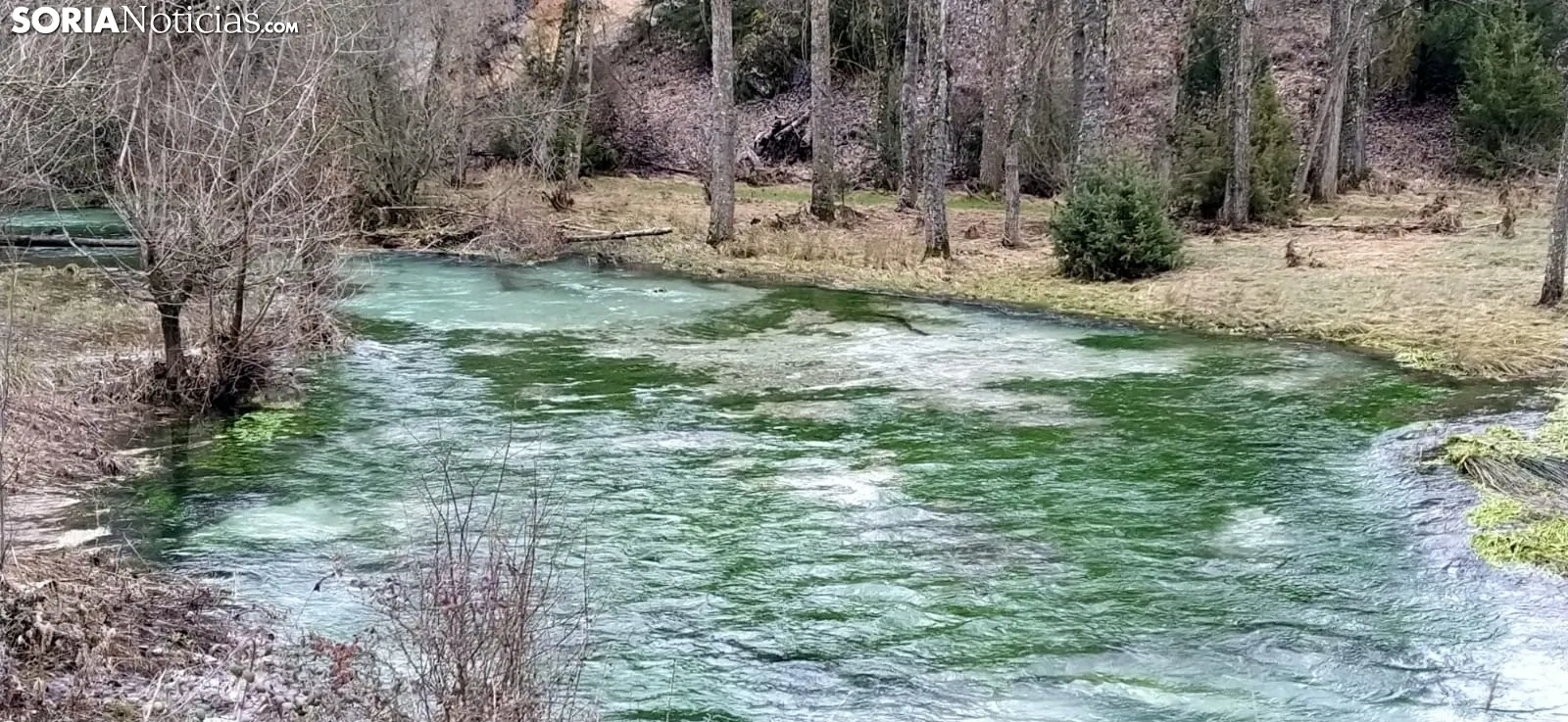 Un paseo por el río Abión hasta la cascada de la Fuentona.