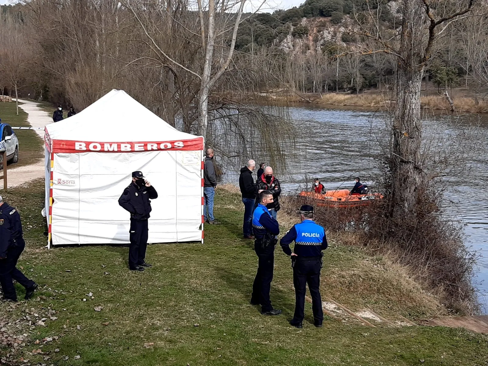 Foto 7 - Fotos | Espectacular despliegue para encontrar al joven desparecido en el Duero