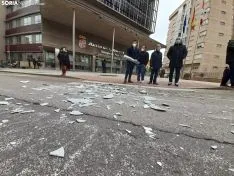 Una imagen de la concentración de los hosteleros frente a la sede de la Junta. /SN