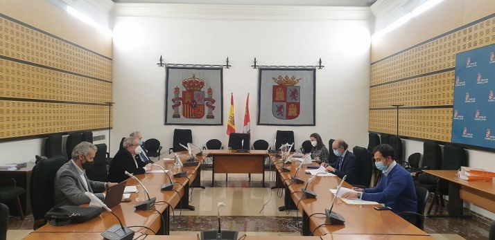 La Junta adapta las líneas de ayudas a las federaciones deportivas de la Comunidad 