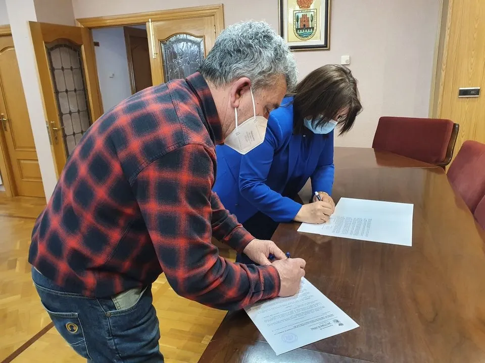 Una imagen de la reunión con los distintos colectivos. 