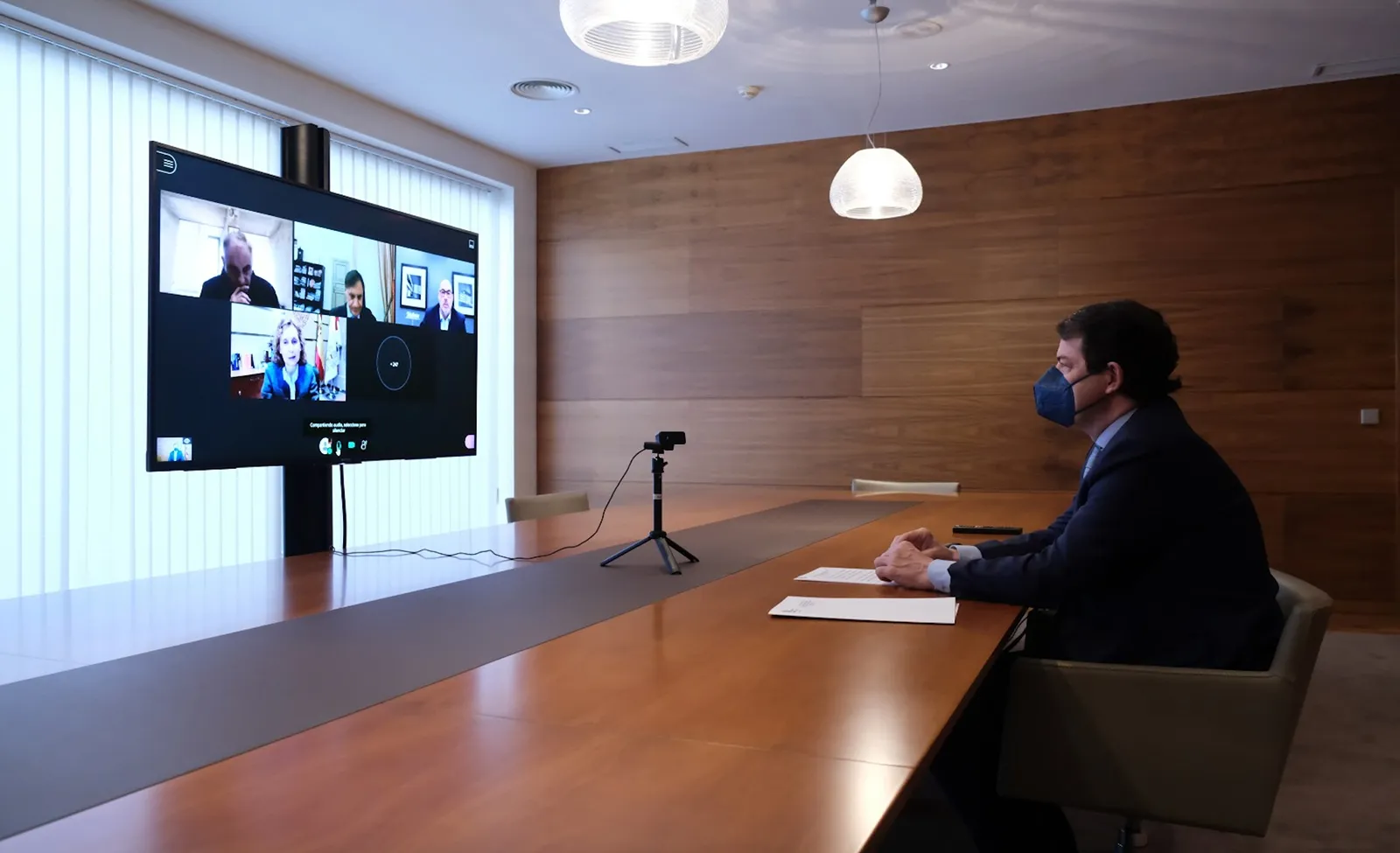 Foto 2 - Fern&aacute;ndez Ma&ntilde;ueco subraya su compromiso con el proceso de transformaci&oacute;n digital de la Comunidad