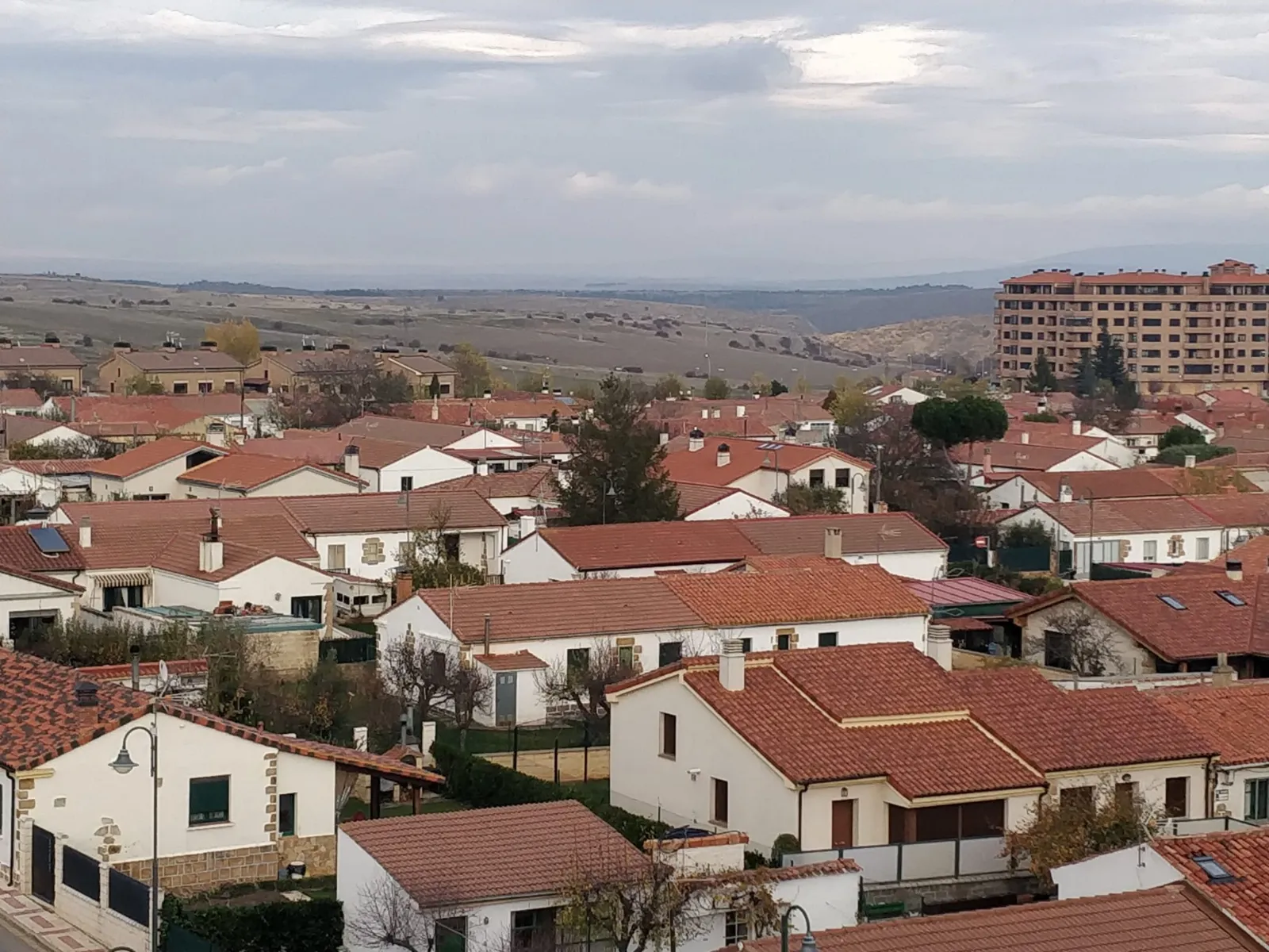 Foto 2 - Detenido un joven que intentaba robar en una vivienda en construcci&oacute;n en la Barriada 