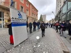 Una imagen de la concentración de ASOHTUR hoy. /SN