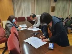 Una imagen de la reunión con los distintos colectivos. 