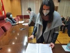 Una imagen de la reunión con los distintos colectivos. 