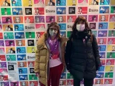 Foto 3 - El comercio soriano se ti&ntilde;e de morado para luchar contra la desigualdad