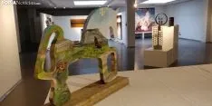 Entrega del dinero y los caballitos. SN