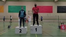 Foto 12 - Numerosos triunfos y medallas en la jornada de b&aacute;dminton 