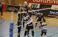 Foto 4 - CV Teruel vence con autoridad, pero los sorianos logran la sexta plaza