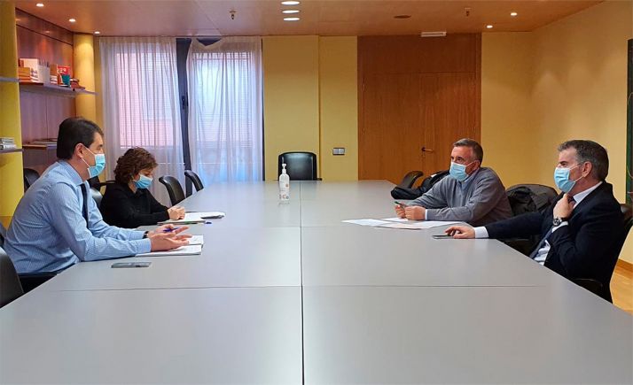 La Junta, dispuesta a negociar ya el desarrollo de la carrera profesional de sus empleados