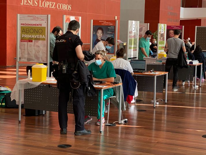 Vacunación masiva en Castilla y León: ¿Cuánto falta y dónde y cómo será?