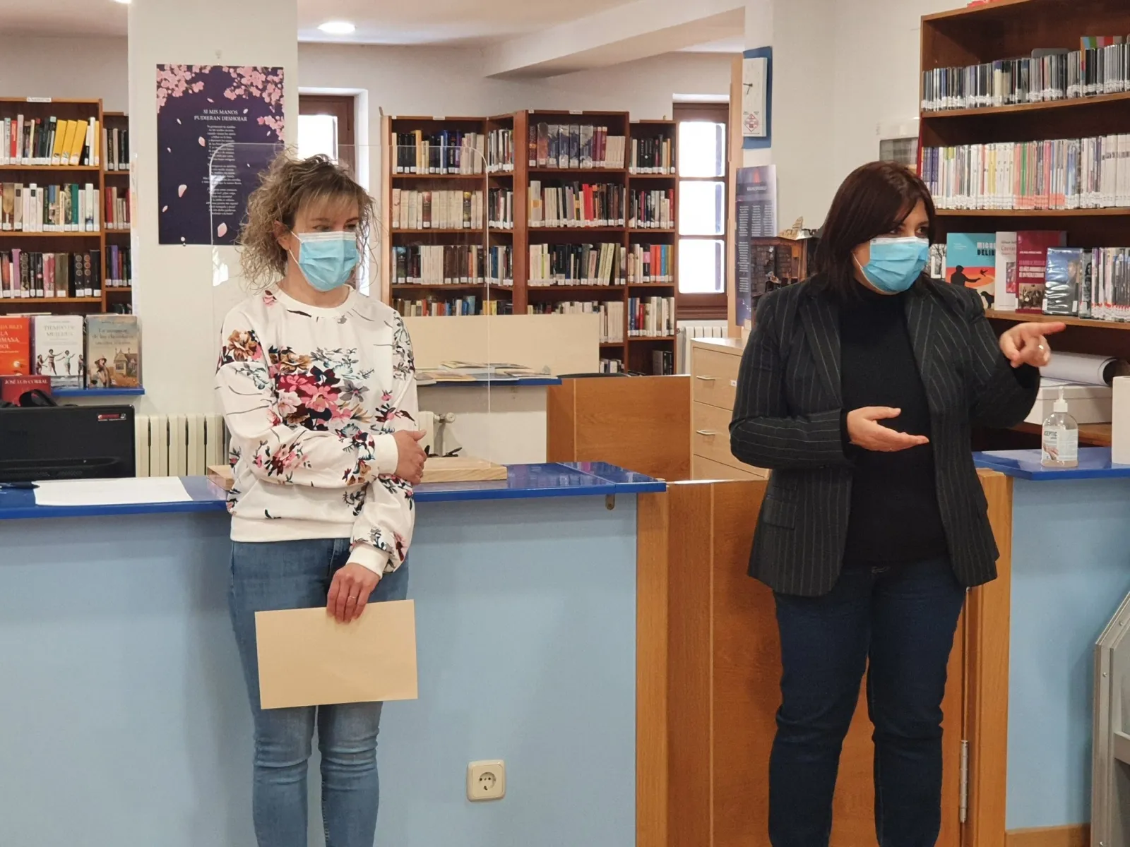 Foto 11 - San Esteban de Gormaz entrega sus premios del D&iacute;a del Libro 2021