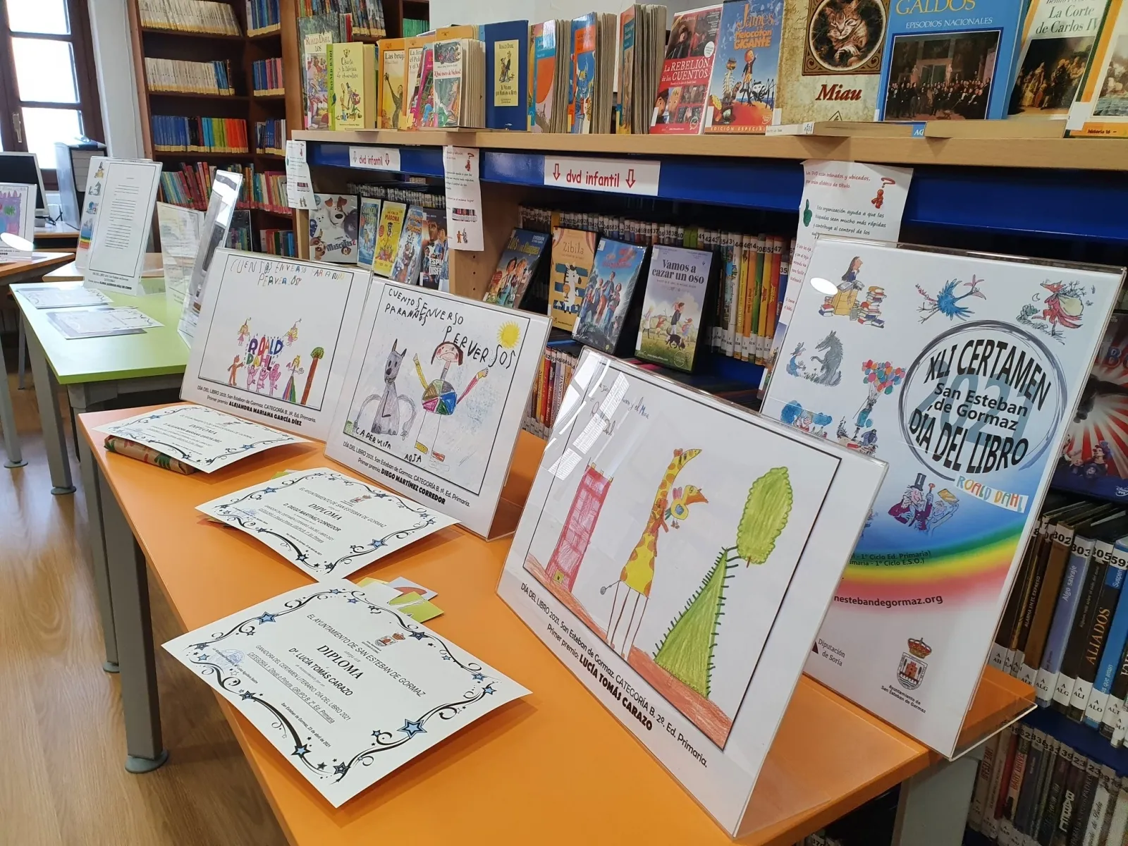 Foto 10 - San Esteban de Gormaz entrega sus premios del D&iacute;a del Libro 2021