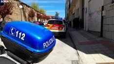 Servicios de emergencias en la calle Antolín.