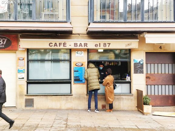 Esto es lo que necesitan 21 localidades de Castilla y León para reabrir el interior sus bares