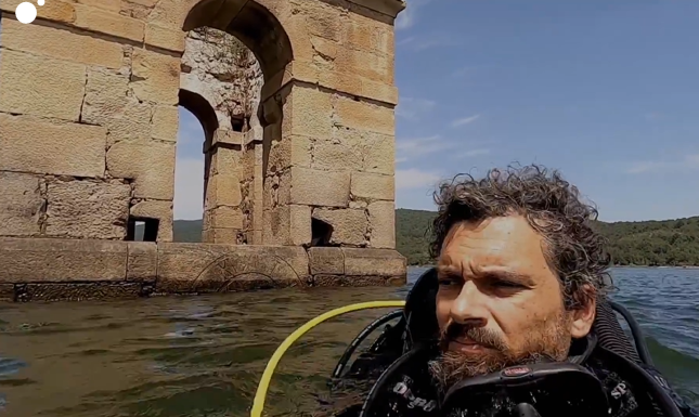 Iker Jiménez y los expertos de Cuarto Milenio bucean para conocer La Muedra