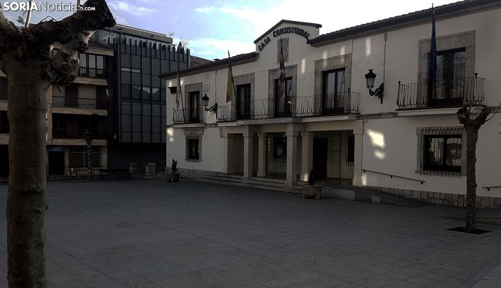 San Leonardo convoca una plaza de administrativo