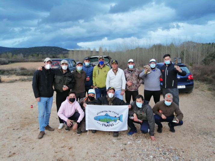 Galer&iacute;a: la Asociaci&oacute;n de Pesca de Pinares celebra su primera Jornada Social con 150 capturas
